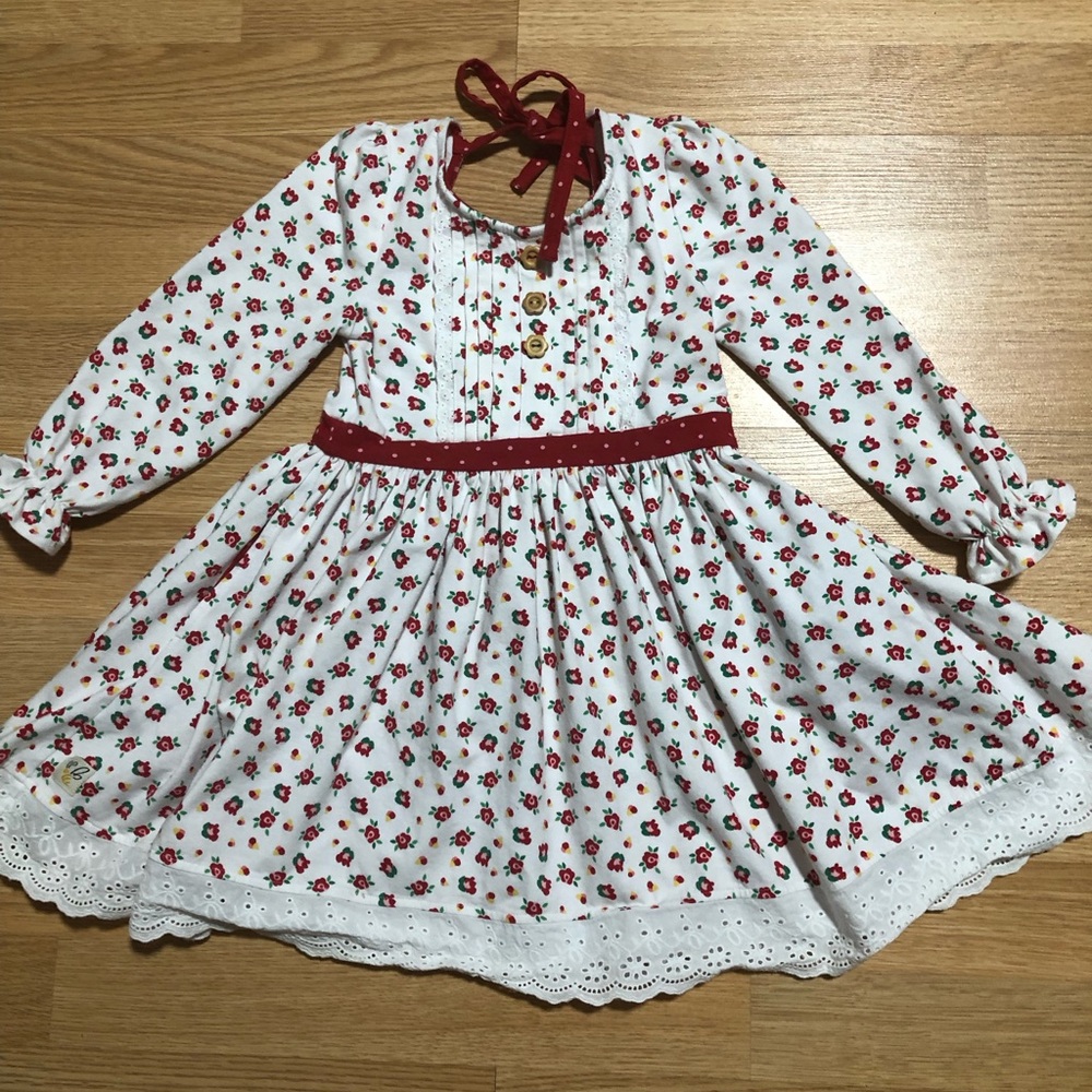 “Wildflower” dress size 4 in great condition